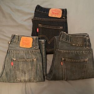 Levi's Men's Relaxed Jeans in Blue and Black